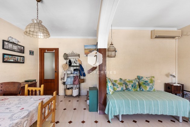 Resale - Chalet -
La Mata - Costa Blanca