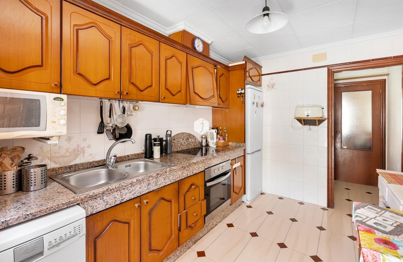 Resale - Chalet -
La Mata - Costa Blanca