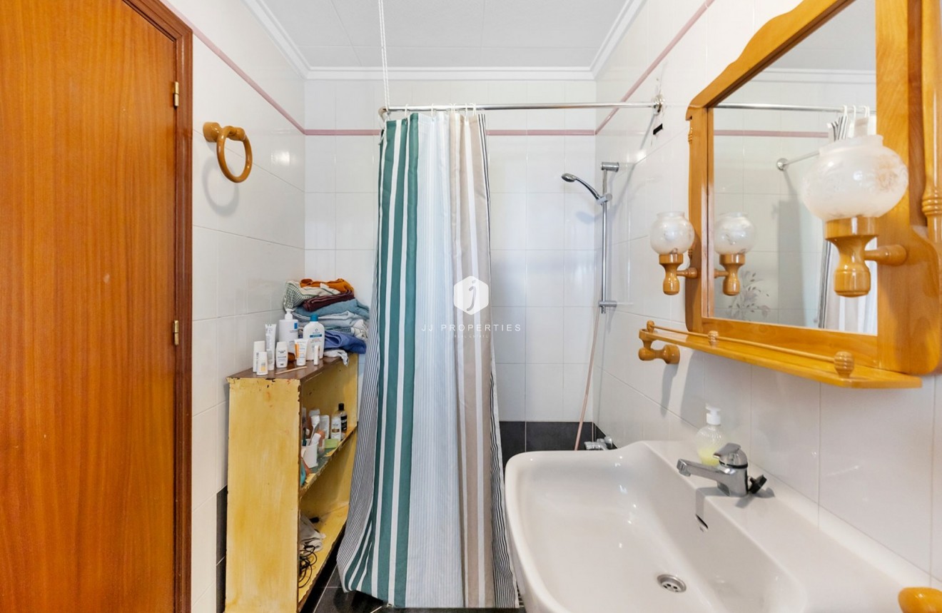 Resale - Chalet -
La Mata - Costa Blanca