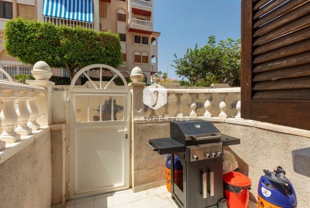 Resale - Chalet -
La Mata - Costa Blanca
