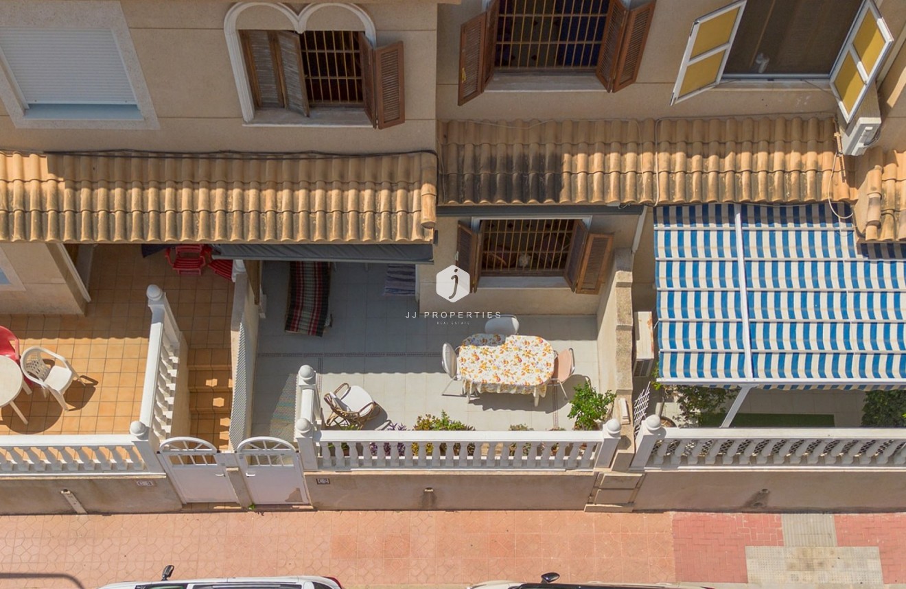 Resale - Chalet -
La Mata - Costa Blanca