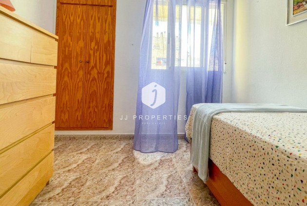 Resale - Apartment / flat -
Torrevieja - Costa Blanca