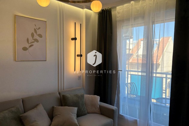 Aus zweiter Hand - Wohnung -
Torrevieja - Playa del Cura