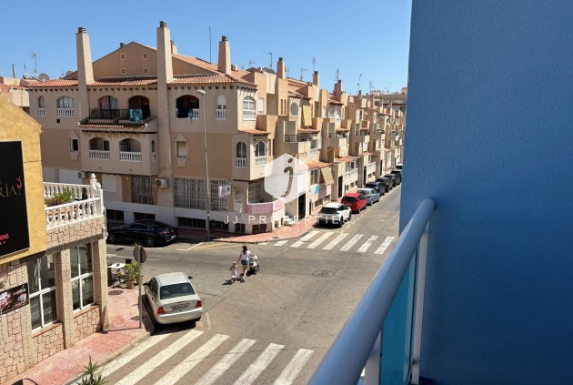 Aus zweiter Hand - Wohnung -
Torrevieja - Playa del Cura