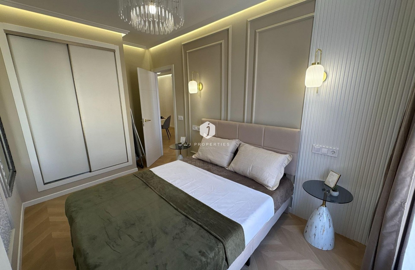 Aus zweiter Hand - Wohnung -
Torrevieja - Playa del Cura