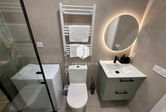 Aus zweiter Hand - Wohnung -
Torrevieja - Playa del Cura