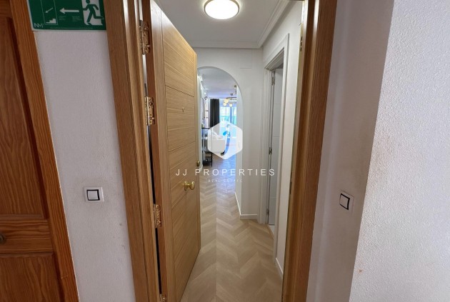 Aus zweiter Hand - Wohnung -
Torrevieja - Playa del Cura