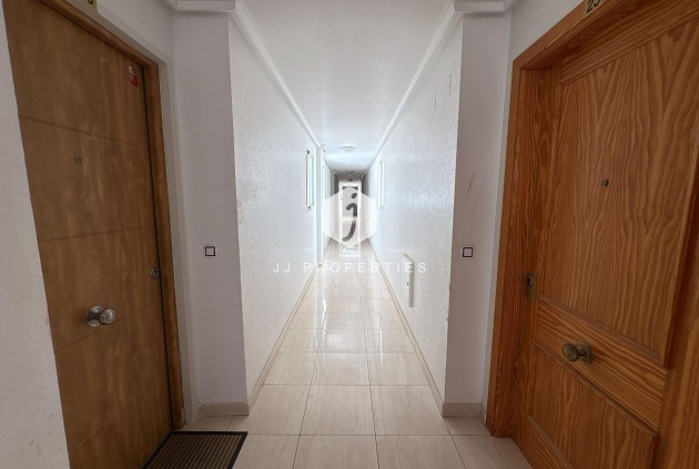 Aus zweiter Hand - Wohnung -
Torrevieja - Playa del Cura