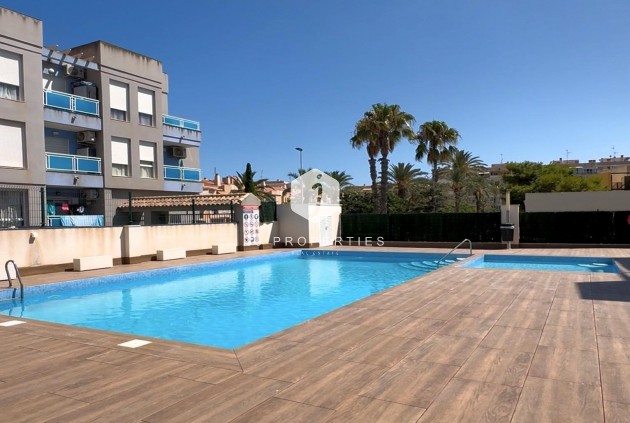 Aus zweiter Hand - Wohnung -
Torrevieja - Playa del Cura