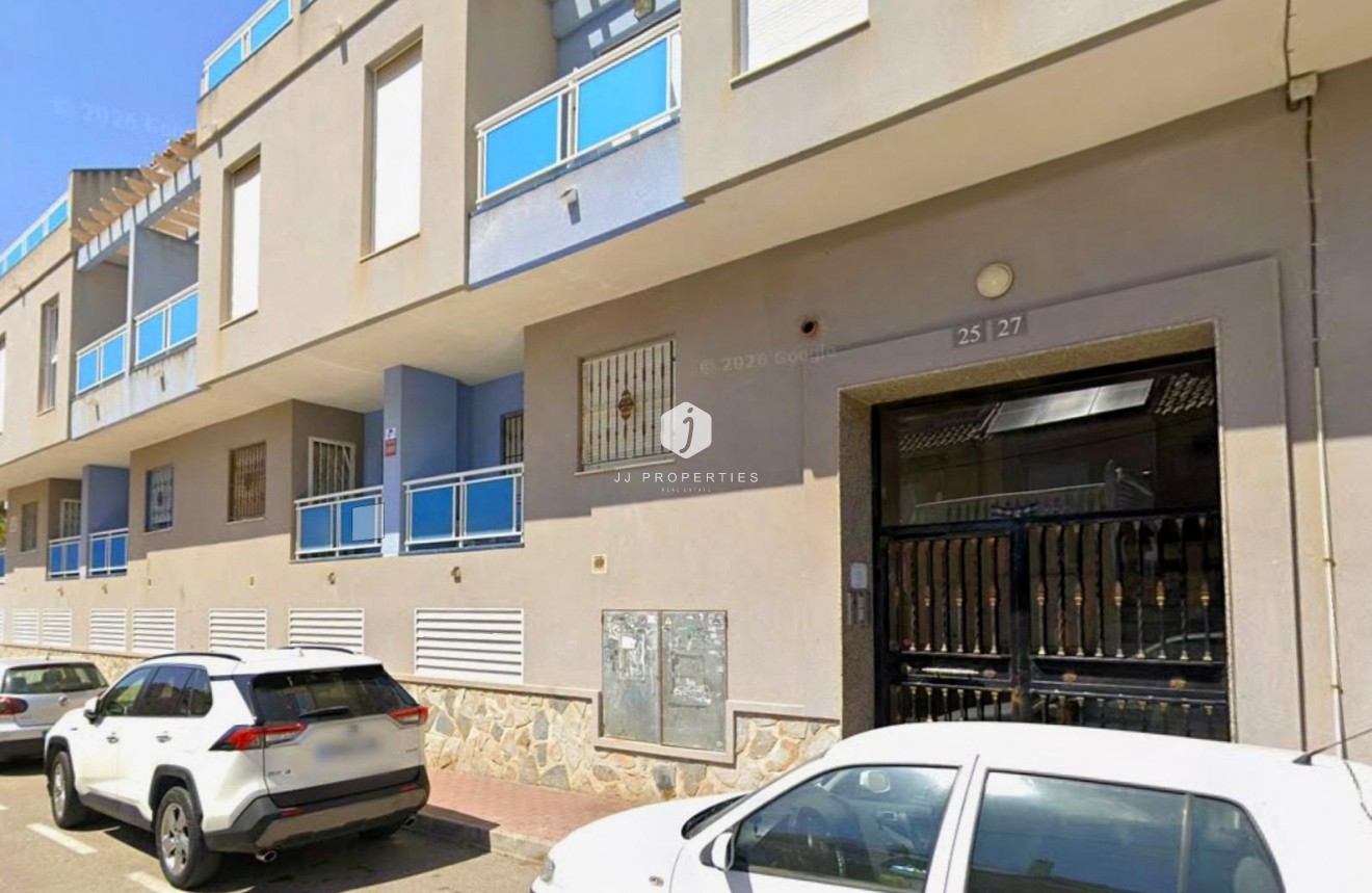 Aus zweiter Hand - Wohnung -
Torrevieja - Playa del Cura