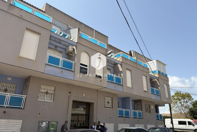 Aus zweiter Hand - Wohnung -
Torrevieja - Playa del Cura