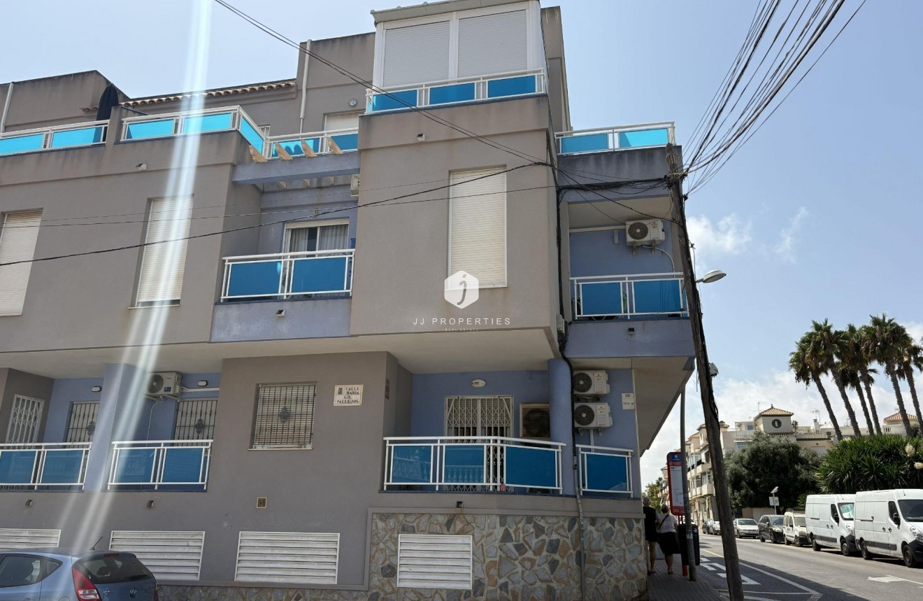 Aus zweiter Hand - Wohnung -
Torrevieja - Playa del Cura