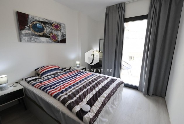 D'occasion - Attique -
Torrevieja - Costa Blanca