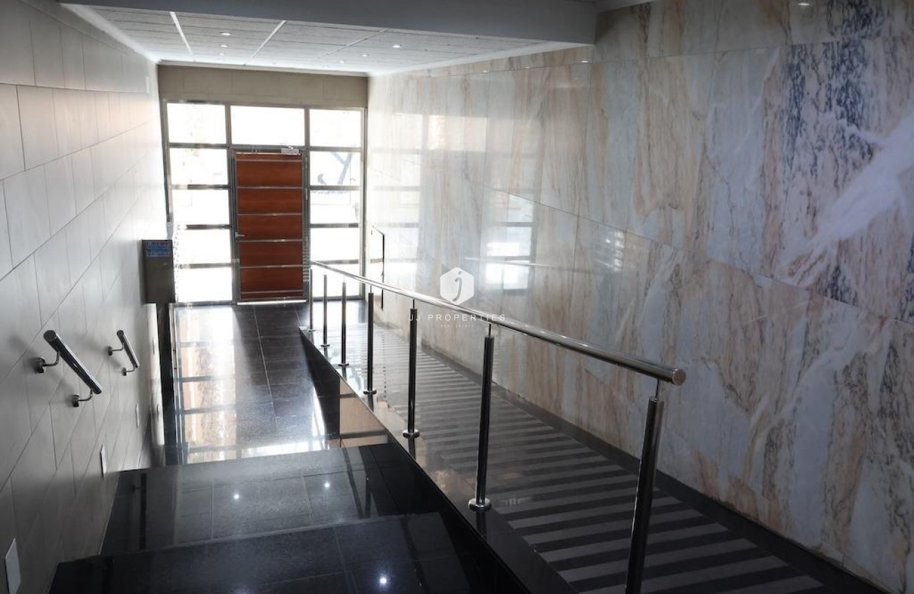 D'occasion - Attique -
Torrevieja - Costa Blanca