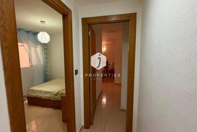 Z drugiej ręki - Mieszkanie w bloku -
Torrevieja