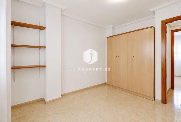 D'occasion - Attique -
Torrevieja - Centro