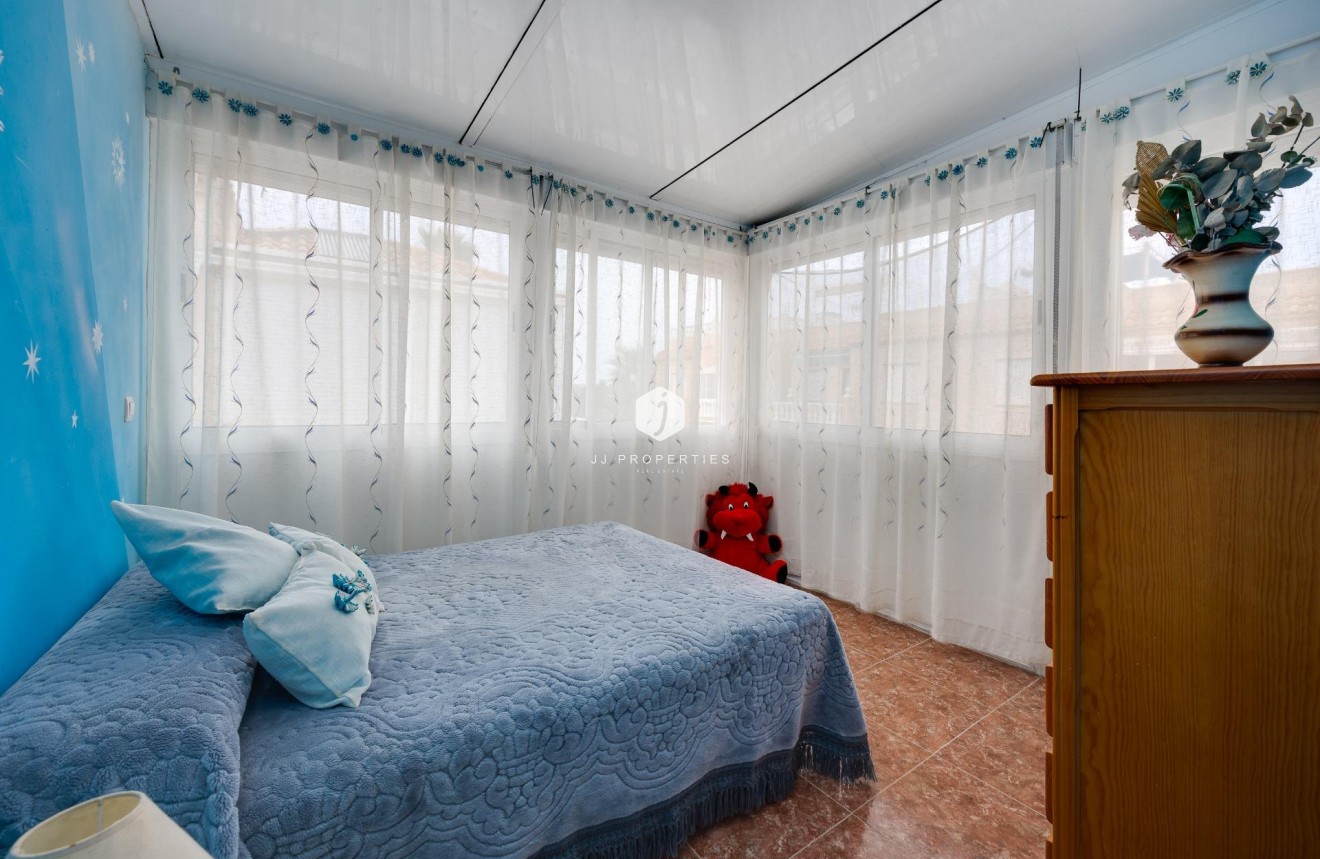 Segunda mano - Villa -
Torrevieja - El Limonar