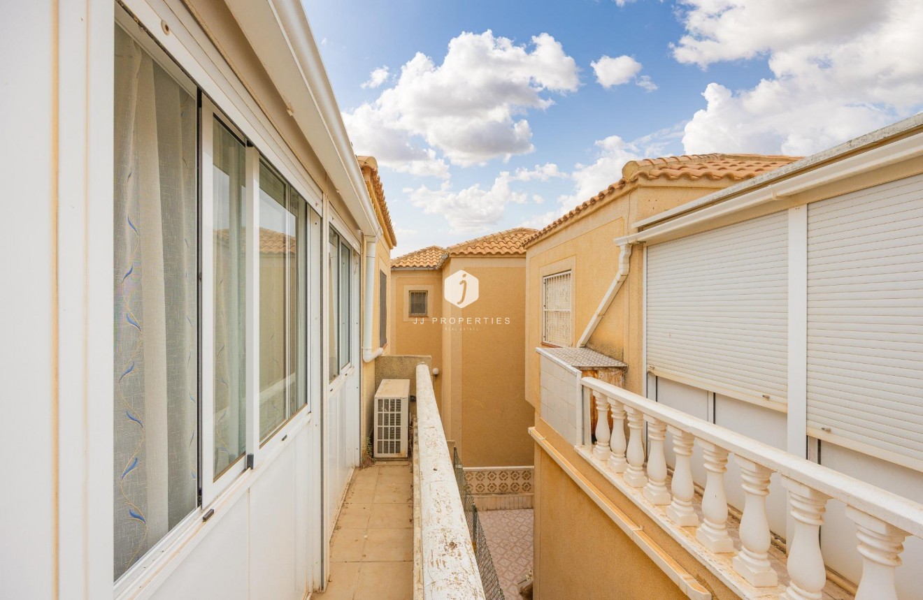 Segunda mano - Villa -
Torrevieja - El Limonar