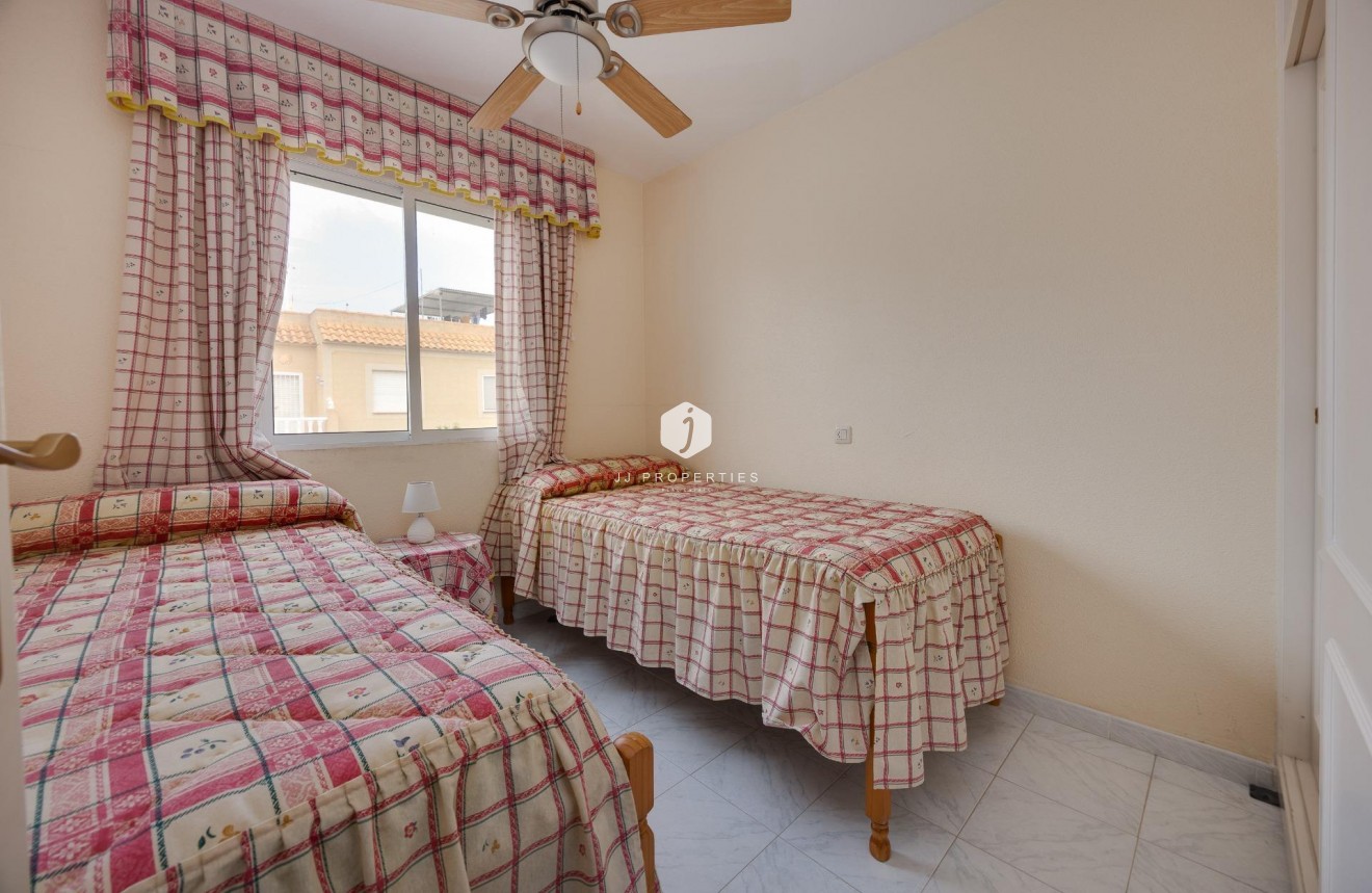 Segunda mano - Villa -
Torrevieja - El Limonar