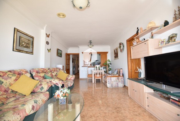 Resale - Apartment / flat -
La Mata - Costa Blanca