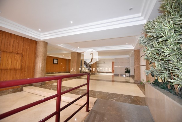 Resale - Apartment / flat -
La Mata - Costa Blanca