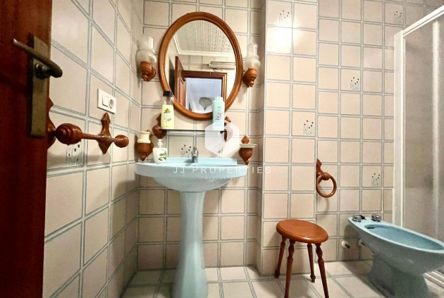 Aus zweiter Hand - Wohnung -
Torrevieja - Acequion