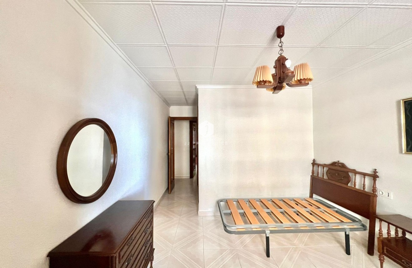 Aus zweiter Hand - Wohnung -
Torrevieja - Acequion