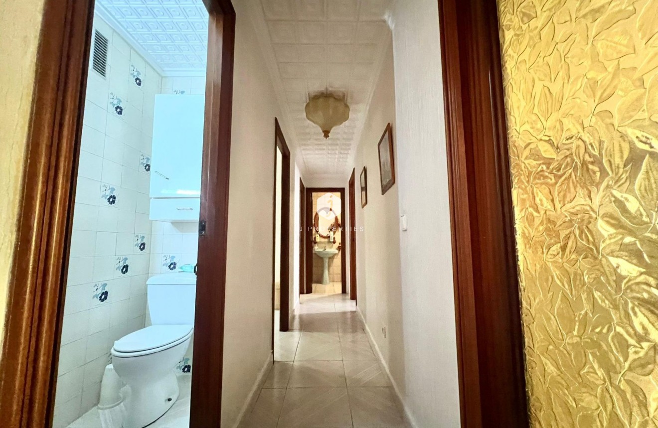 Aus zweiter Hand - Wohnung -
Torrevieja - Acequion