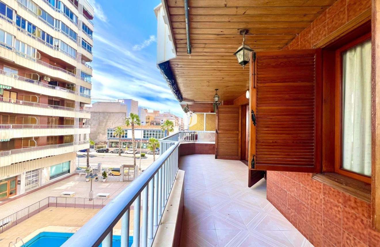 Aus zweiter Hand - Wohnung -
Torrevieja - Acequion