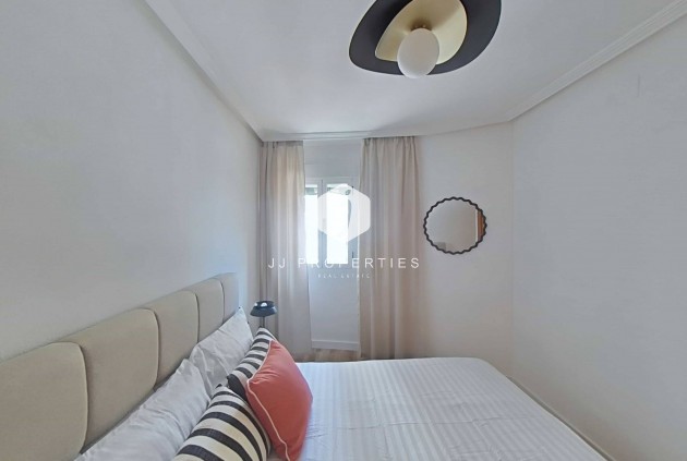 D'occasion - Appartement -
Torrevieja - La Mata Pueblo