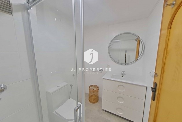 D'occasion - Appartement -
Torrevieja - La Mata Pueblo