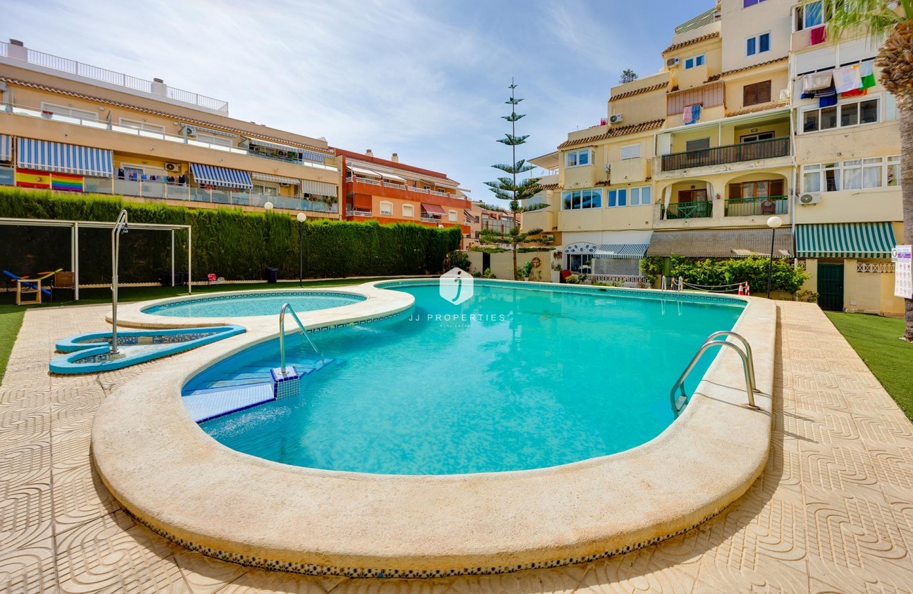 Tweedehands - Appartement / flat -
Torrevieja - Costa Blanca
