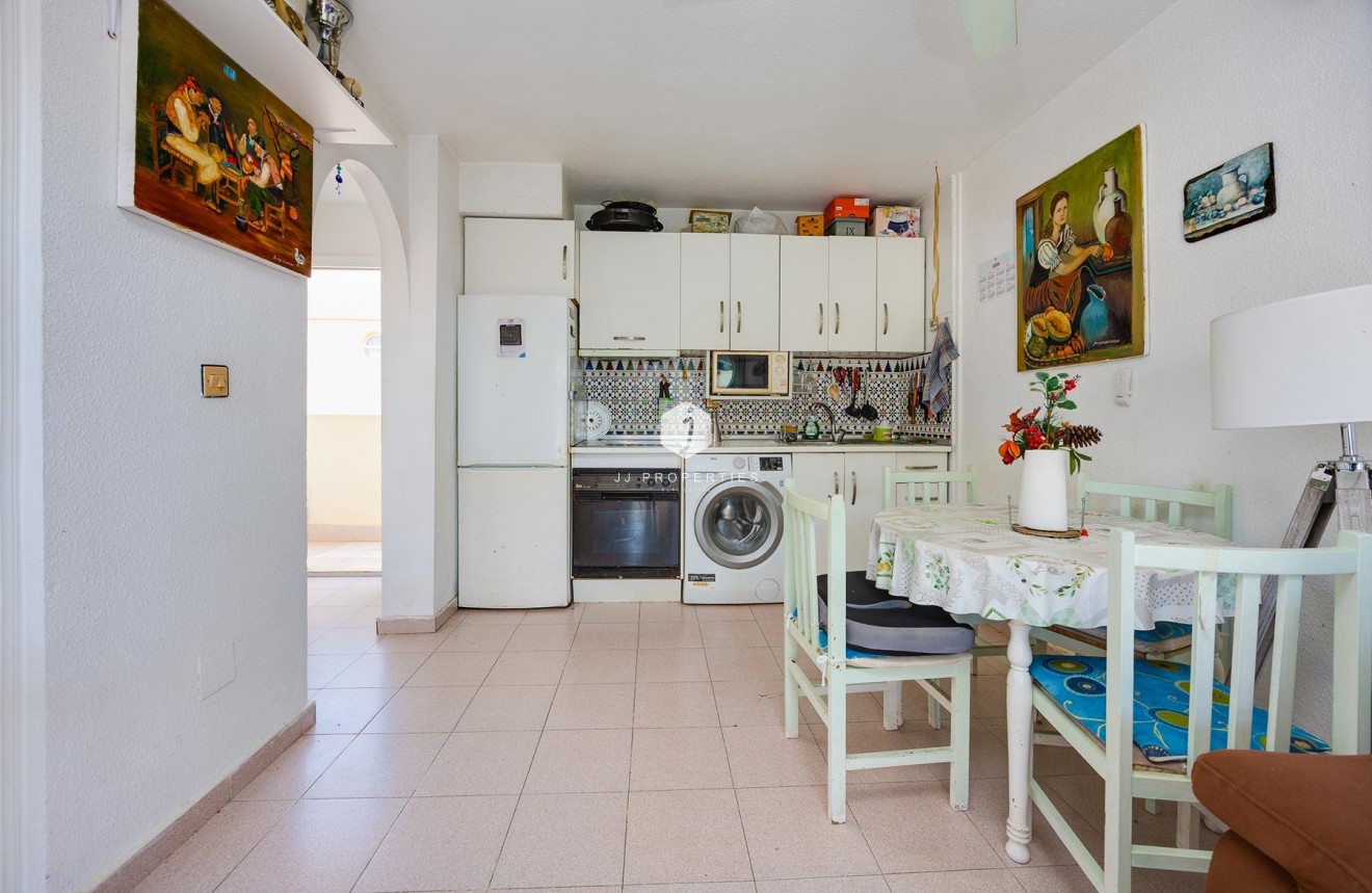 Tweedehands - Appartement / flat -
Torrevieja - Costa Blanca