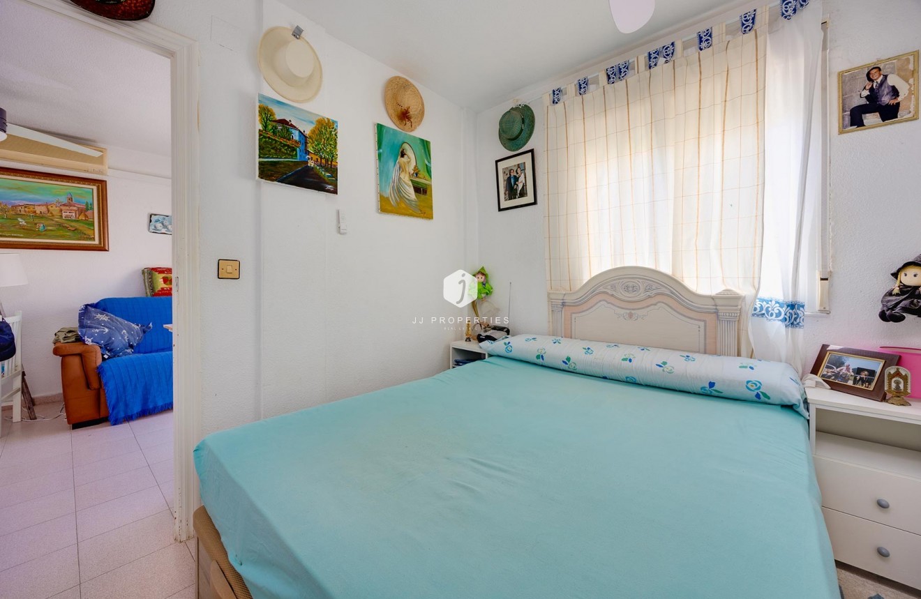 Tweedehands - Appartement / flat -
Torrevieja - Costa Blanca