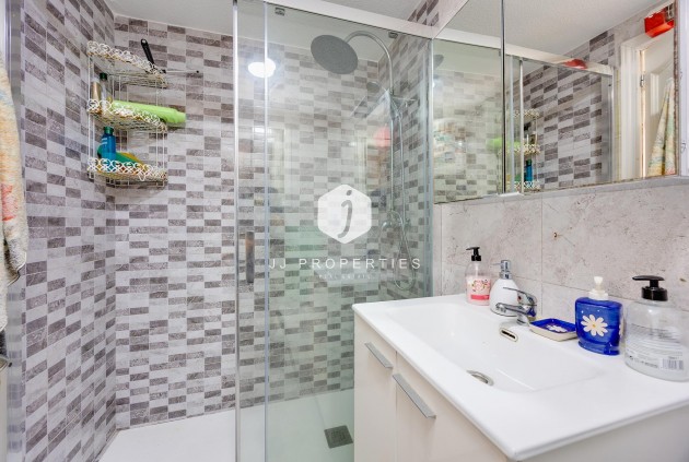 Tweedehands - Appartement / flat -
Torrevieja - Costa Blanca