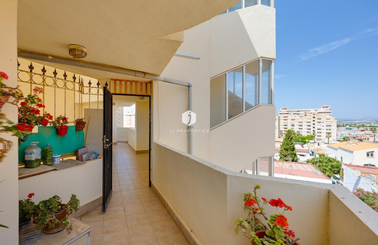 Tweedehands - Appartement / flat -
Torrevieja - Costa Blanca