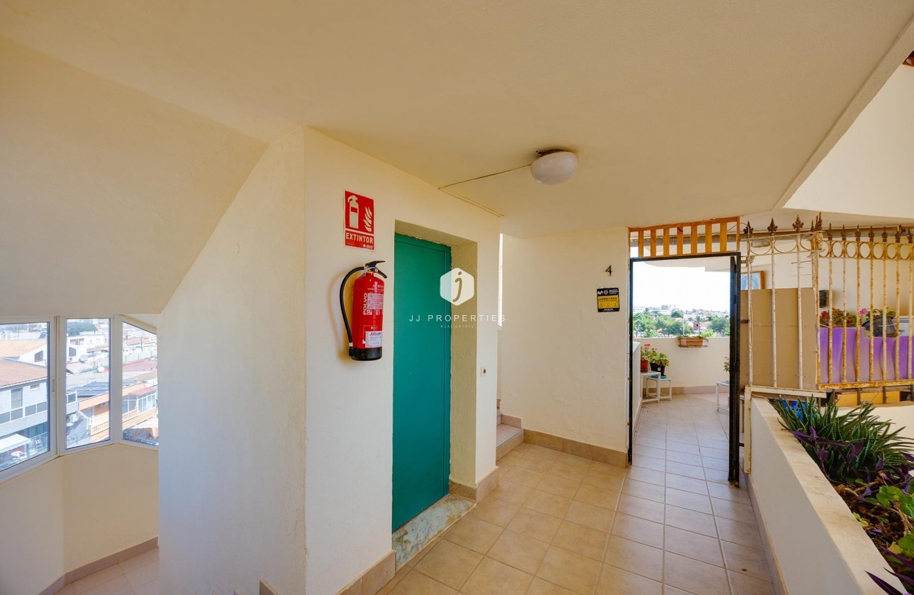 Tweedehands - Appartement / flat -
Torrevieja - Costa Blanca