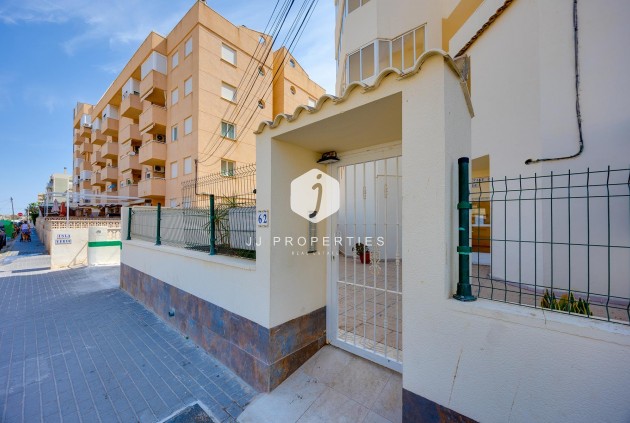 Tweedehands - Appartement / flat -
Torrevieja - Costa Blanca