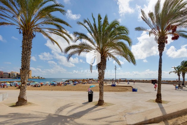 Tweedehands - Appartement / flat -
Torrevieja - Costa Blanca