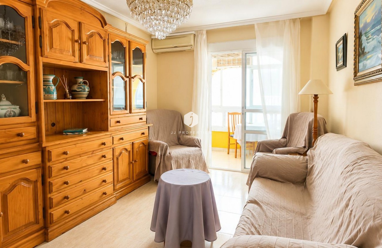 Tweedehands - Appartement / flat -
Torrevieja - Habaneras