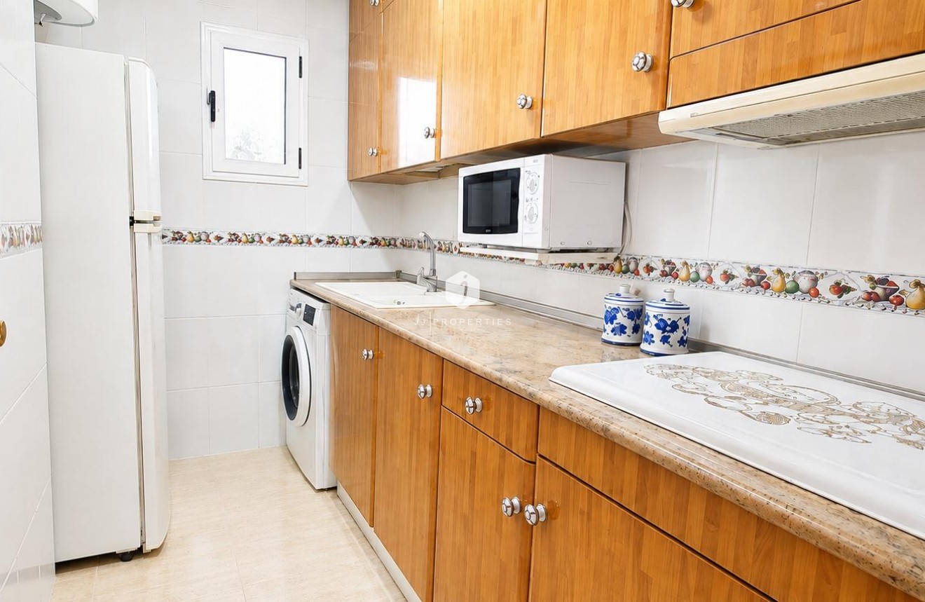 Tweedehands - Appartement / flat -
Torrevieja - Habaneras