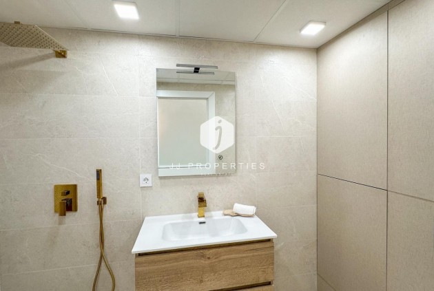 Tweedehands - Appartement / flat -
Torrevieja - Costa Blanca