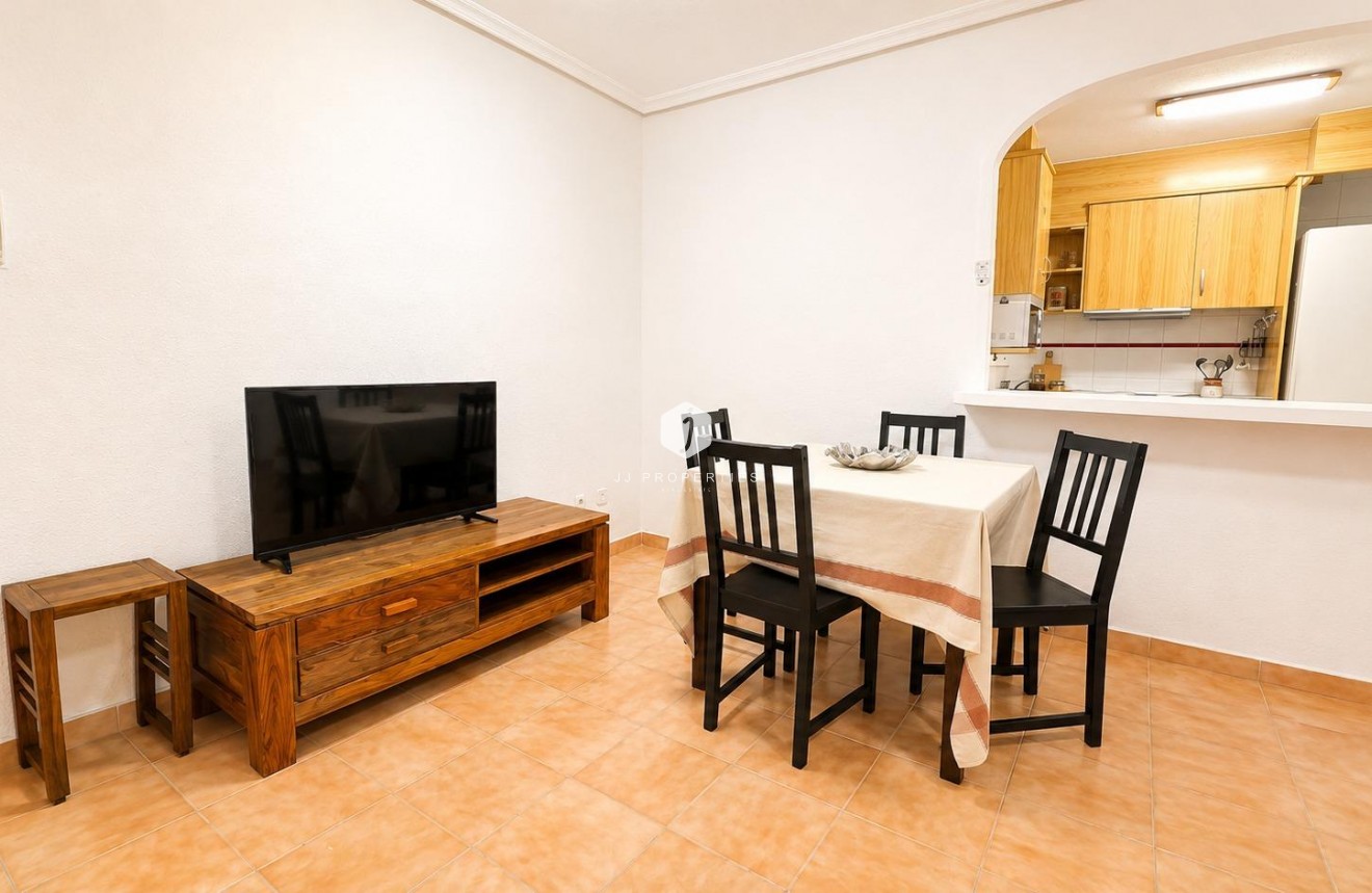 D'occasion - Appartement -
Torrevieja - Playa del Cura