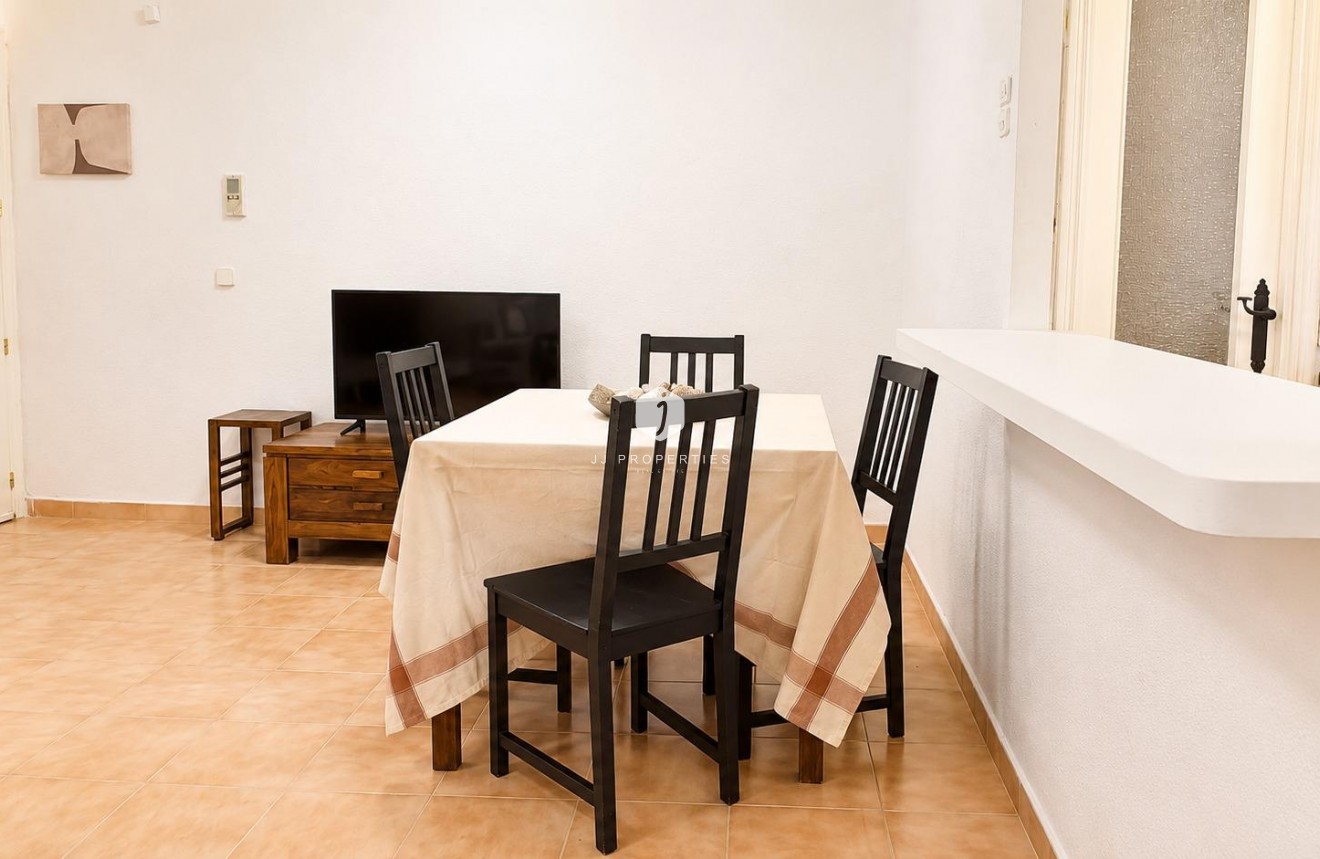 D'occasion - Appartement -
Torrevieja - Playa del Cura
