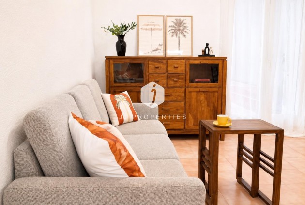D'occasion - Appartement -
Torrevieja - Playa del Cura