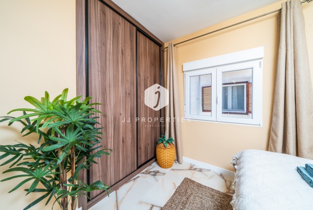 D'occasion - Appartement -
El Chaparral - Costa Blanca