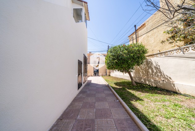 D'occasion - Appartement -
El Chaparral - Costa Blanca
