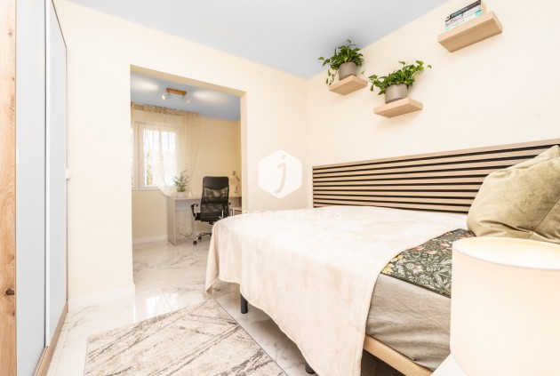 Aus zweiter Hand - Bungalow -
Torrevieja - Torreta