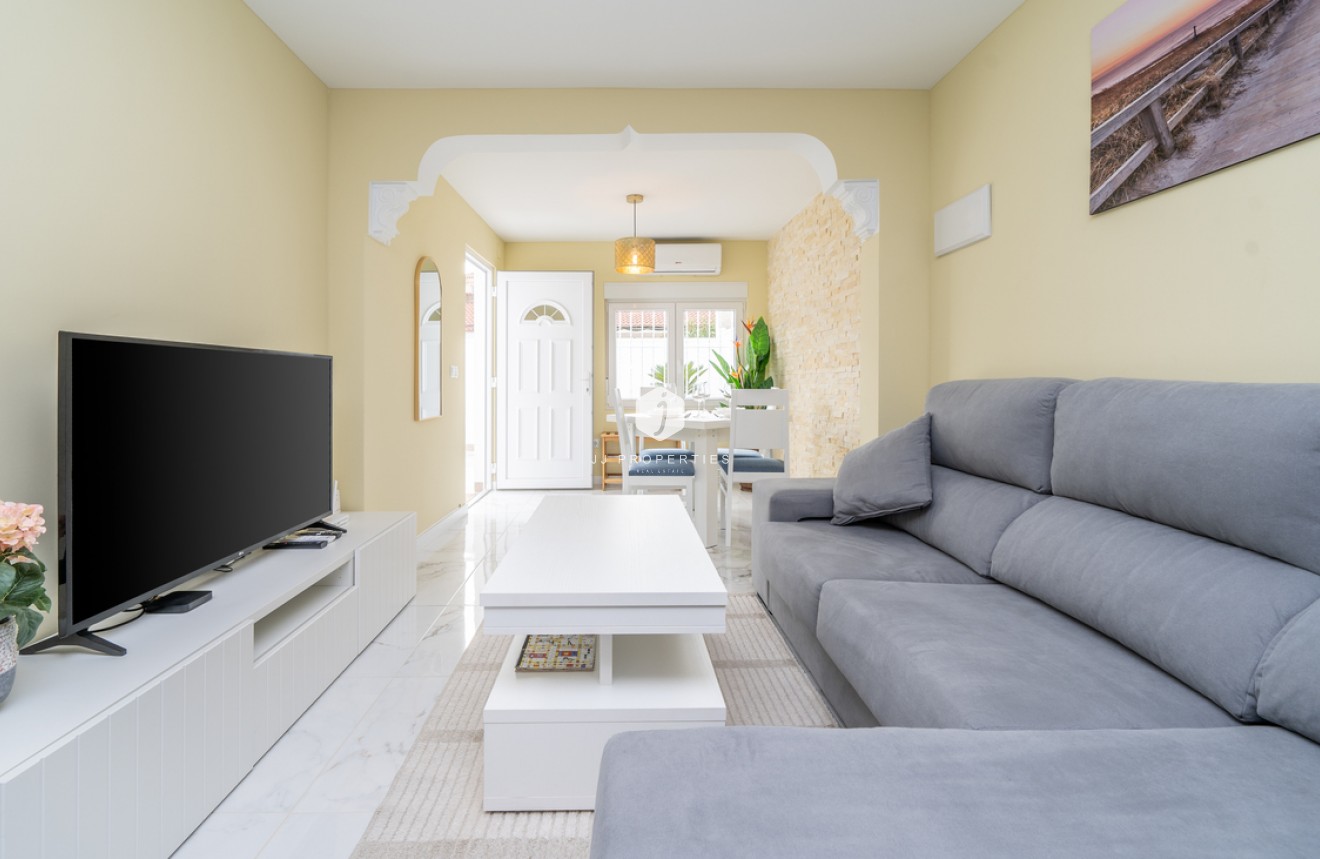 Aus zweiter Hand - Bungalow -
Torrevieja - Torreta