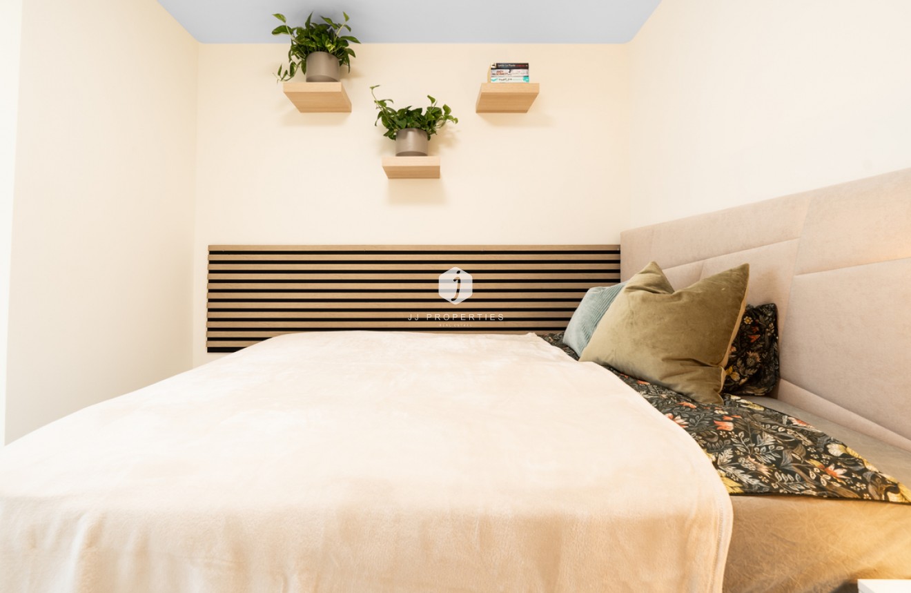 Aus zweiter Hand - Bungalow -
Torrevieja - Torreta